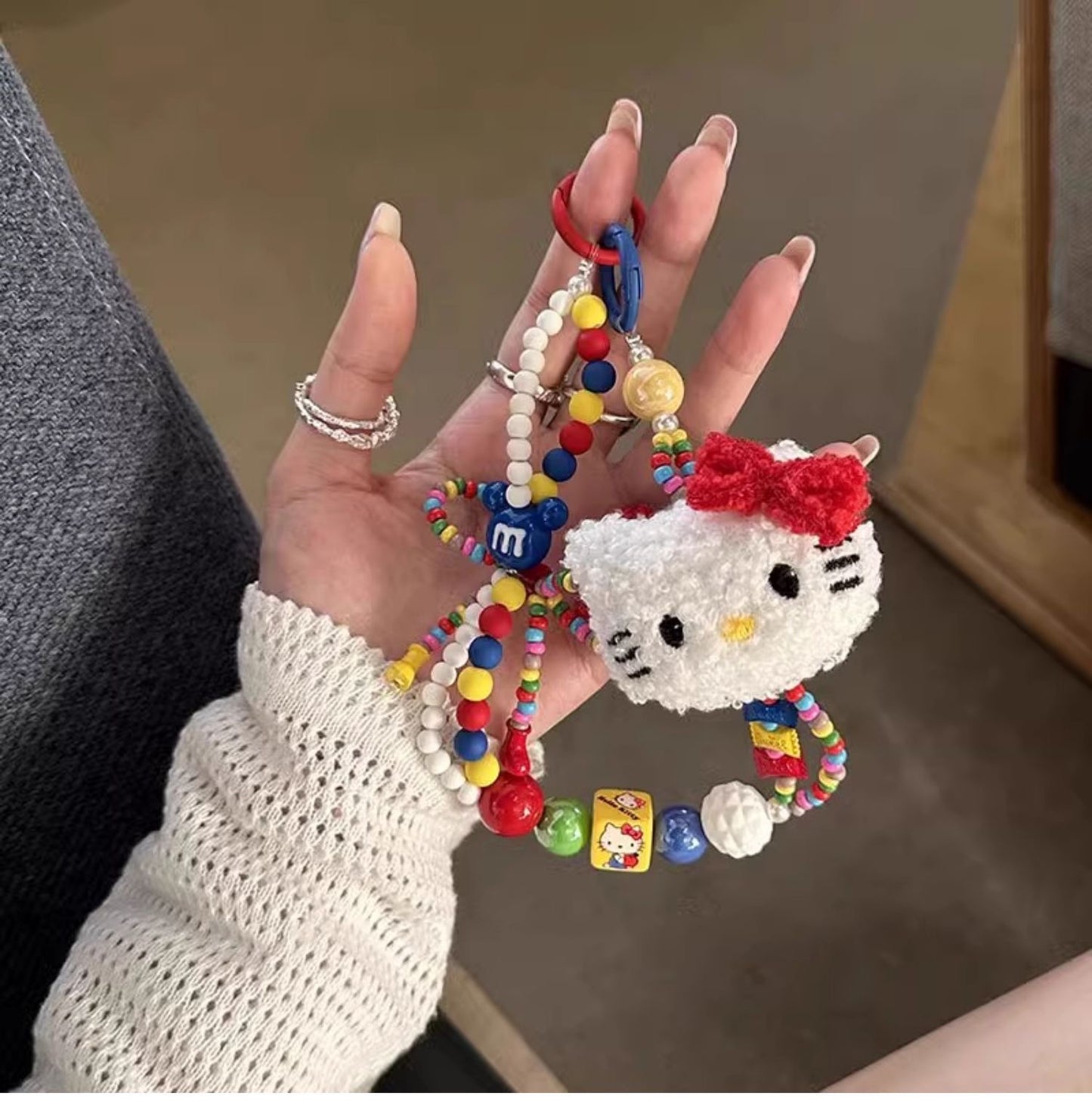 Kitty beaded chain